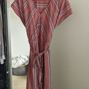 Universal thread mid length dress size L